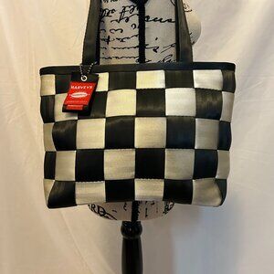 Harvey's Seatbelt bag